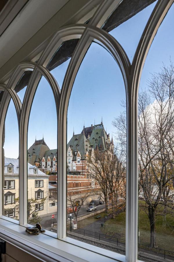 Hotel Manoir Vieux-Quebec Exterior photo